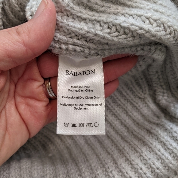 Aritzia Babaton Italian merino wool chunky knit sweater gray - Picture 8 of 10